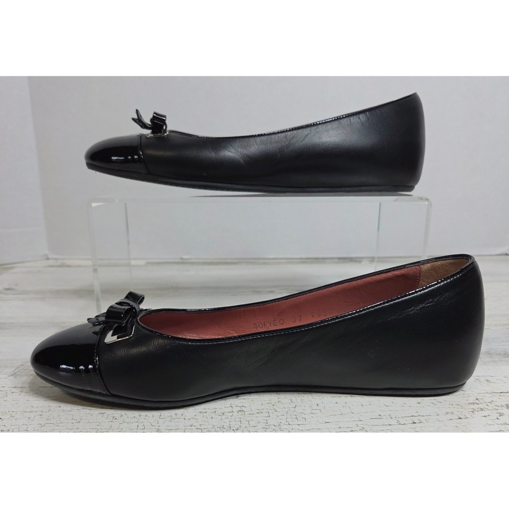 Bally Sofye Black Leather Ballet Flats Cap Toe Bow Shoes Womens size 6.5 E.U. 37 - Picture 5 of 10